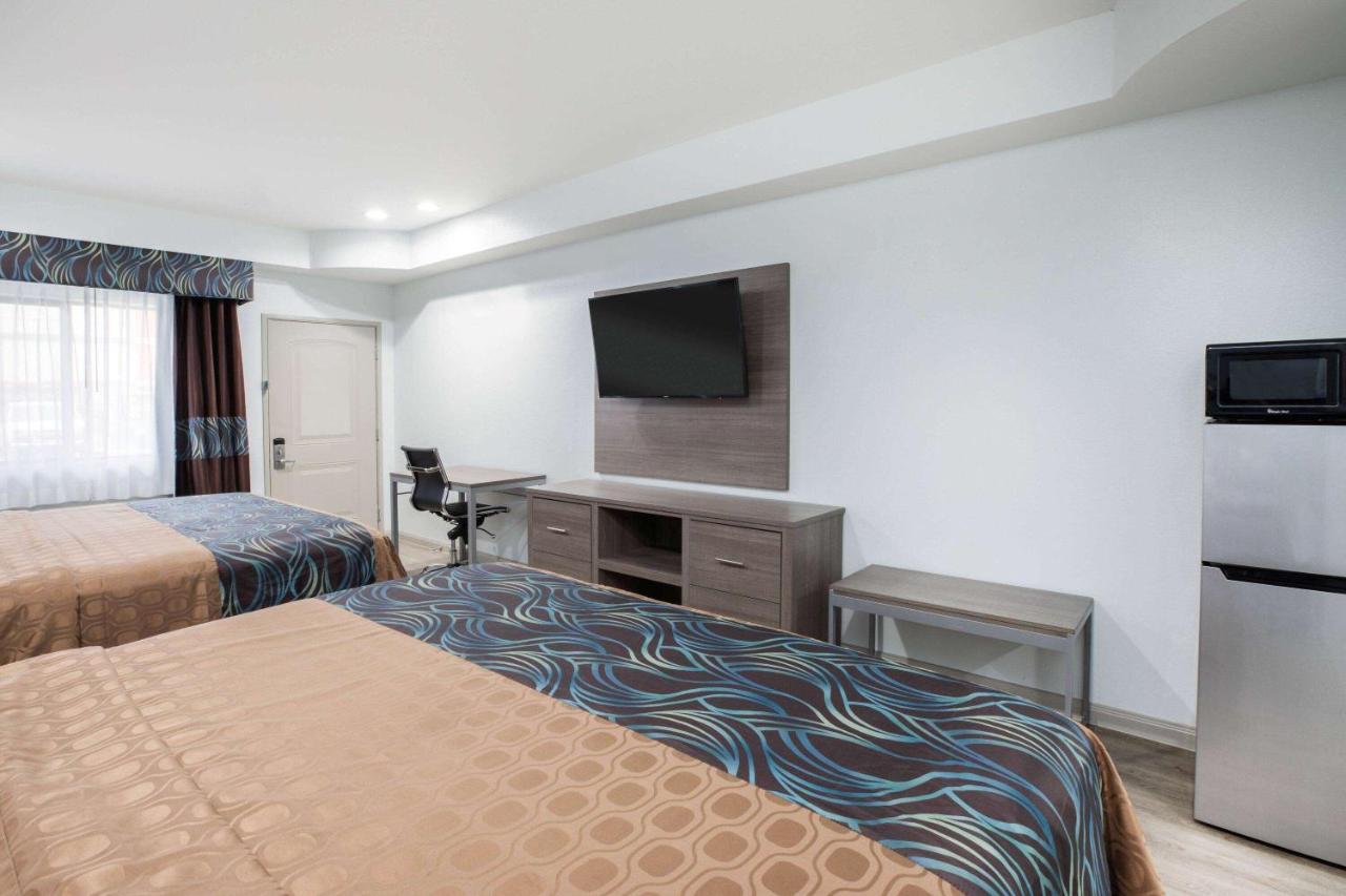 Super 8 By Wyndham Humble Houston Fallcreek Buitenkant foto